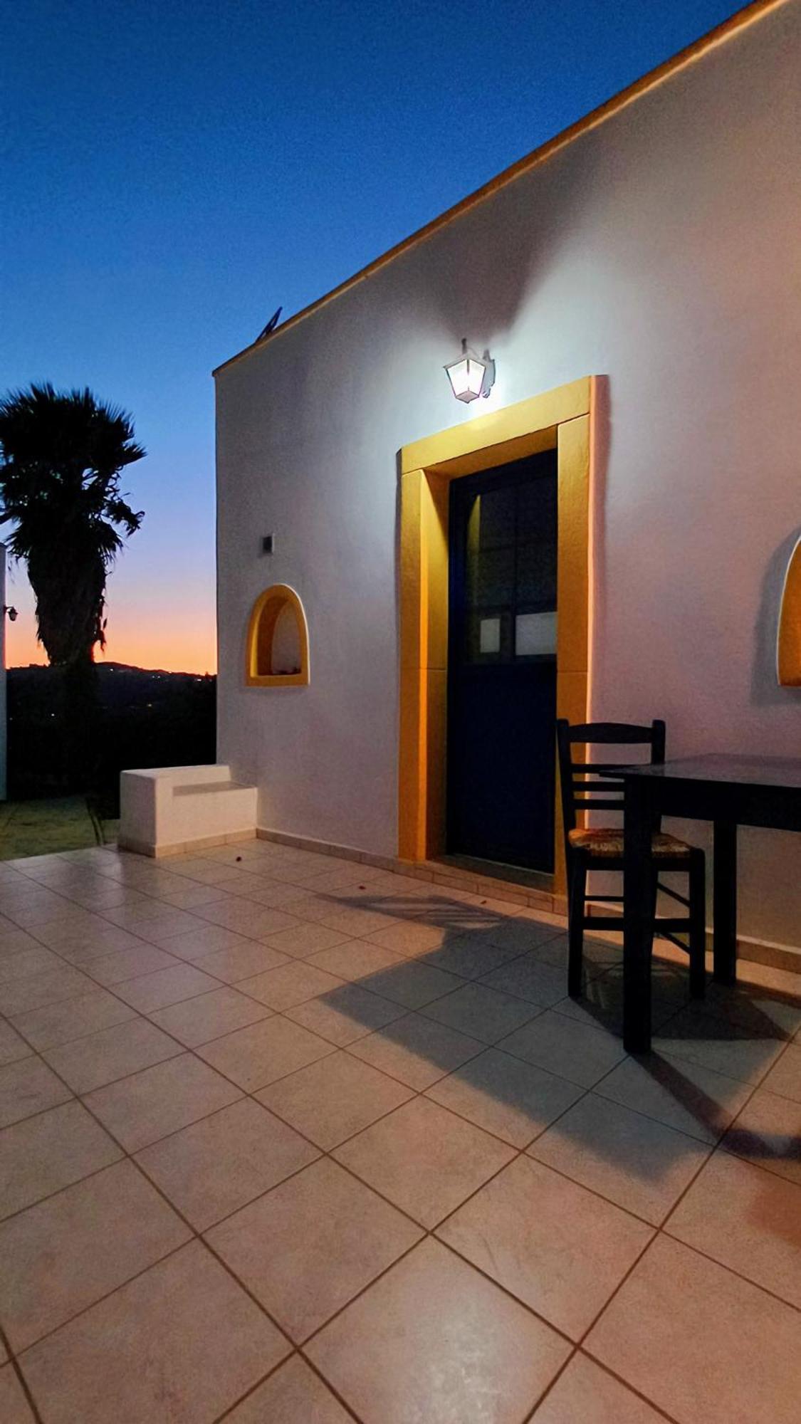 Lerian House * Lakkion